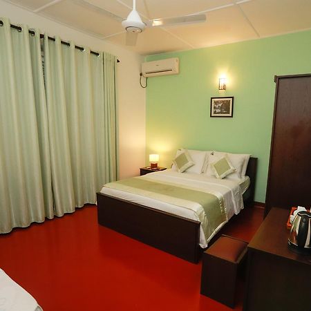 Riverdale Breeze Kandy Ngoại thất bức ảnh