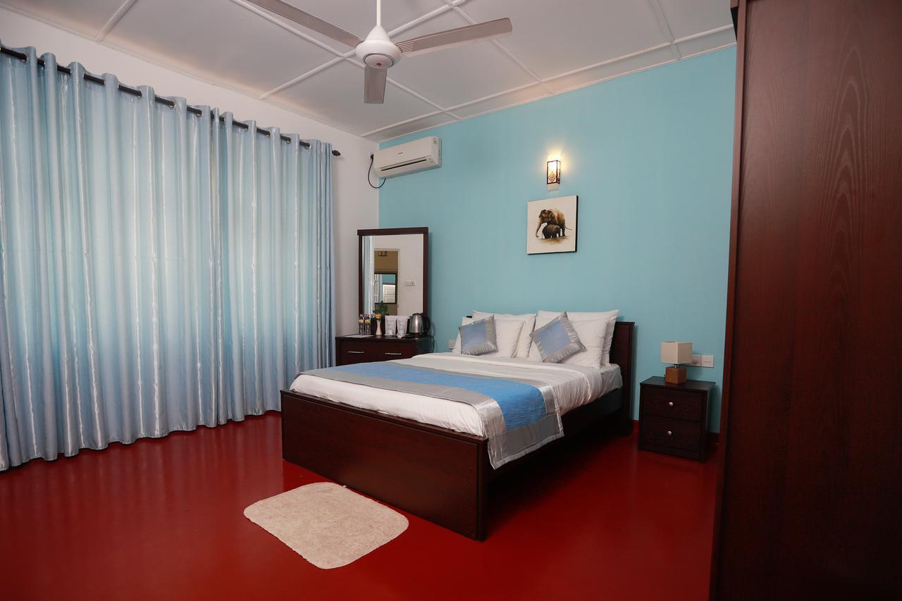 Riverdale Breeze Kandy Ngoại thất bức ảnh